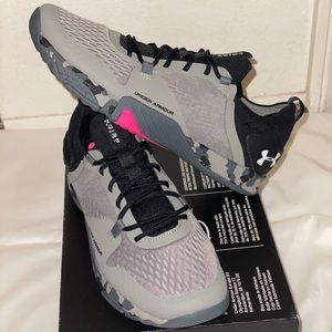 UnderArmour TriBase Reign 2 Customs